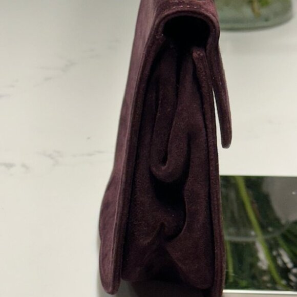 🔥🔥🔥Salvatore Ferragamo Suede Plum/Burgundy Color Crossbody/Shoulder Bag EUC! - Picture 6 of 16